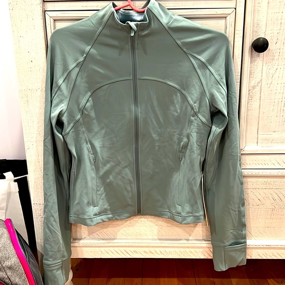 lululemon athletica Jackets & Blazers - Lululemon Nulu Cropped Define Jacket